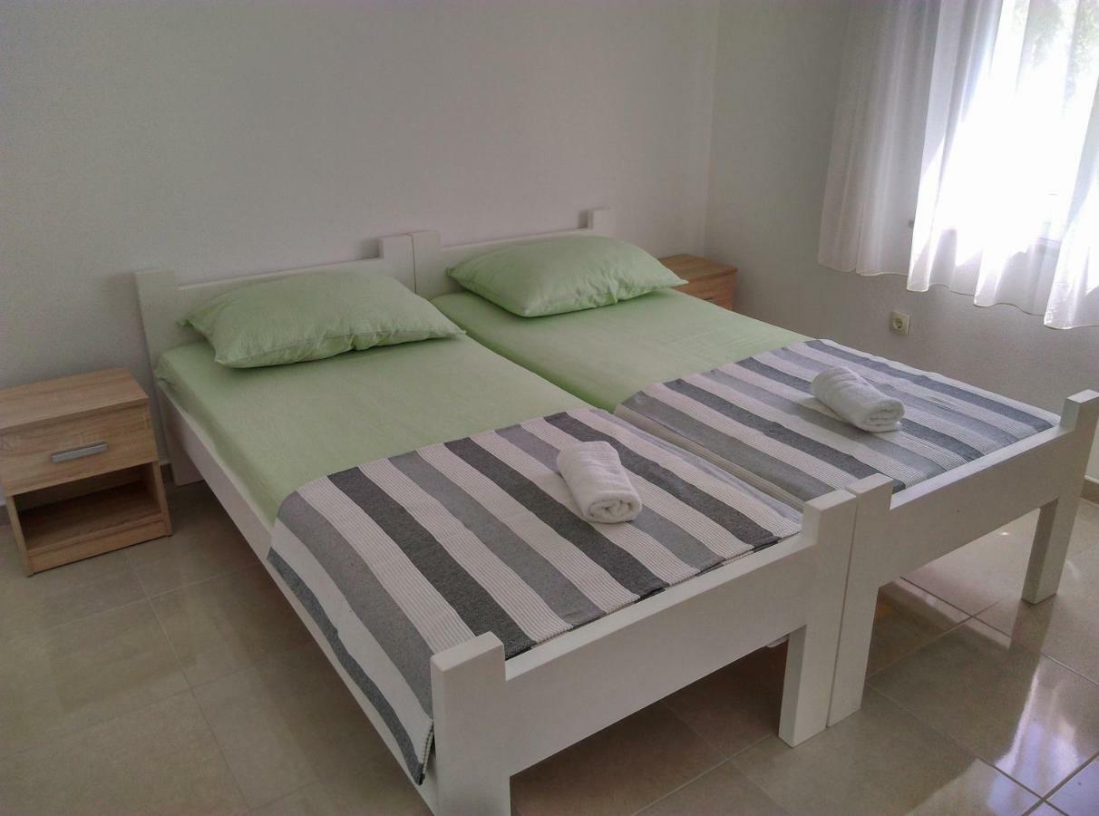 Agava Apartments Mokalo Orebić Esterno foto