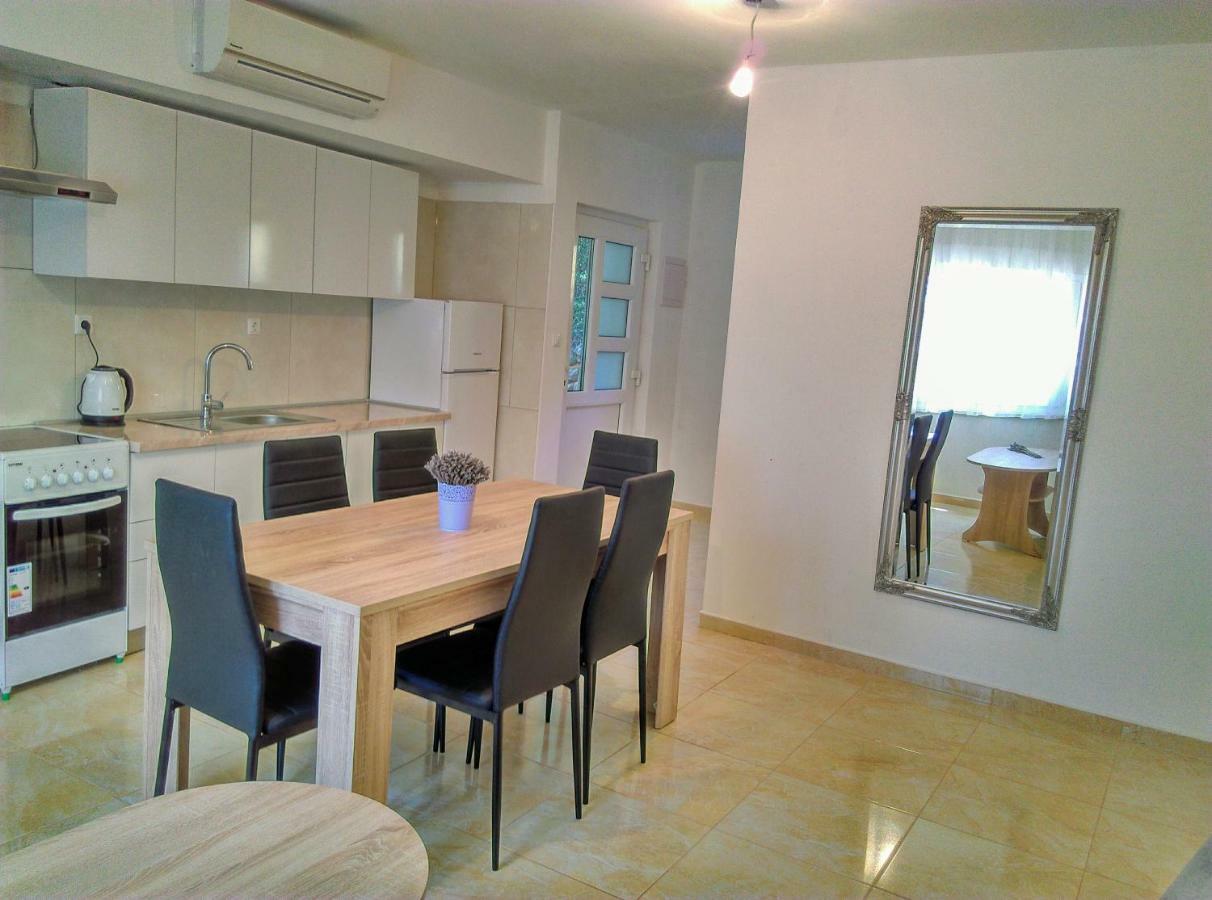 Agava Apartments Mokalo Orebić Esterno foto