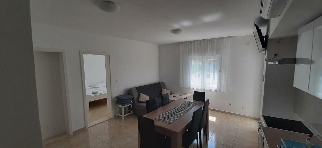 Agava Apartments Mokalo Orebić Esterno foto